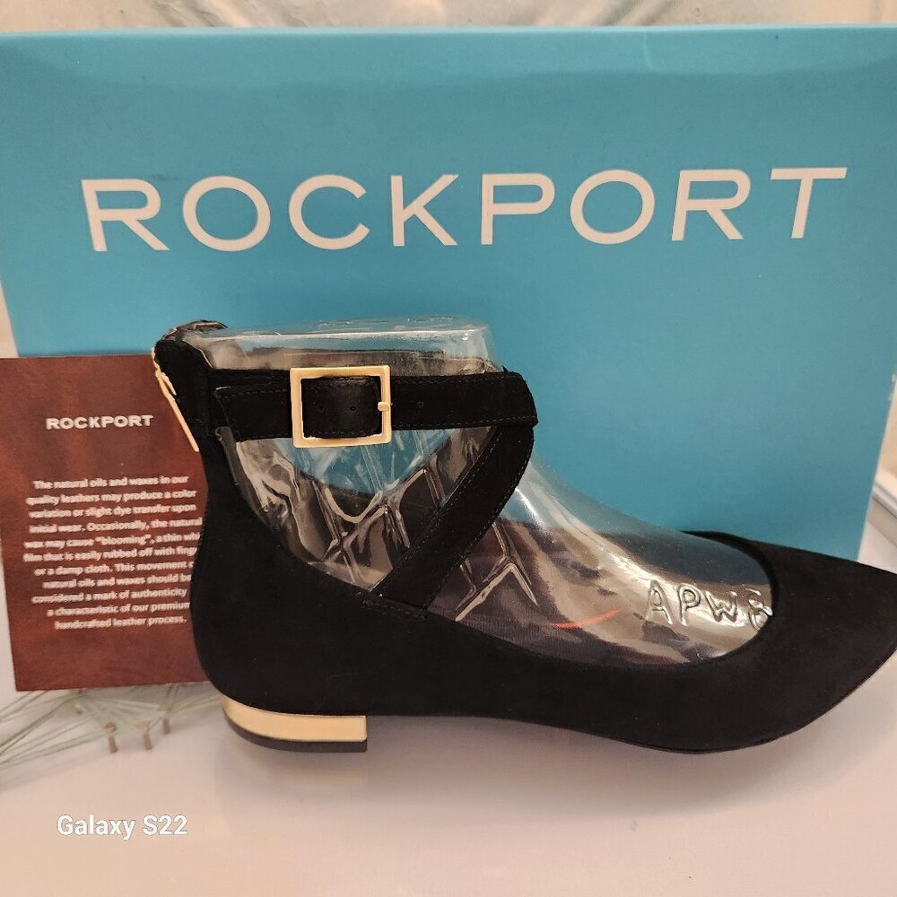Rockport "Adelyn" Anklestrap Flats. NIB. Size 5.5